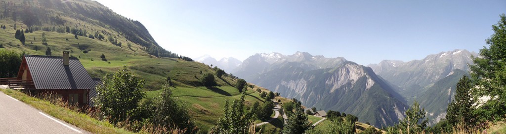 Le Massif des Ecrins vu depuis Villard-Reculas